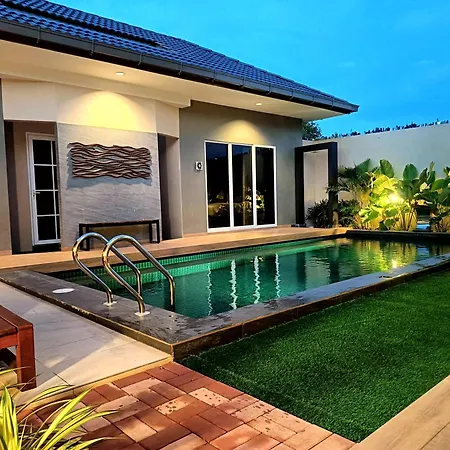 The Paddy Field - Private Pool Villas Pantai Cenang  Exterior photo